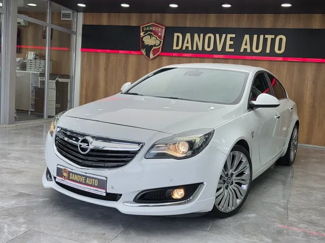 OPEL INSIGNIA
