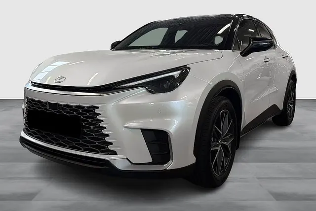 LEXUS LBX