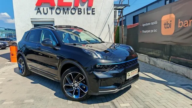 LYNK & CO 01