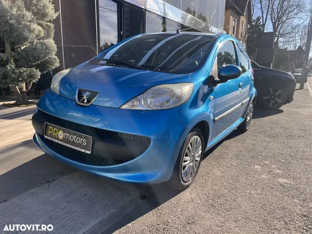 PEUGEOT 107