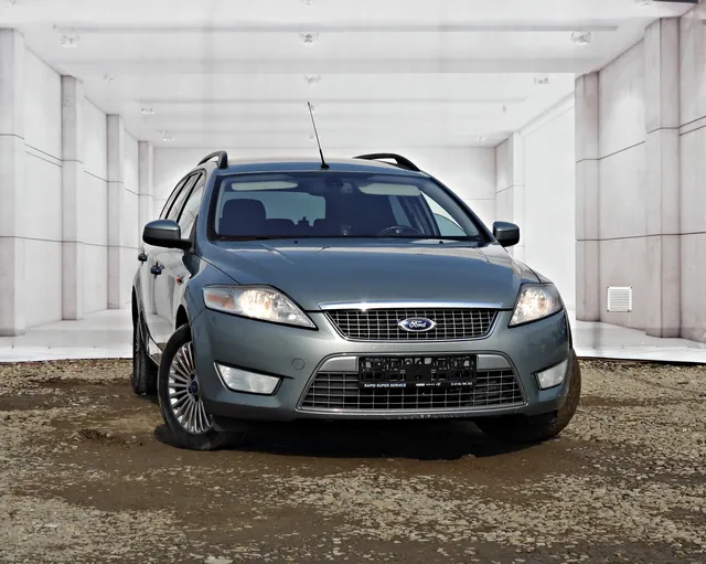 FORD MONDEO