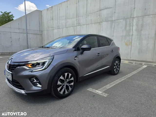 RENAULT CAPTUR