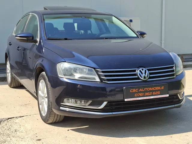 VOLKSWAGEN PASSAT