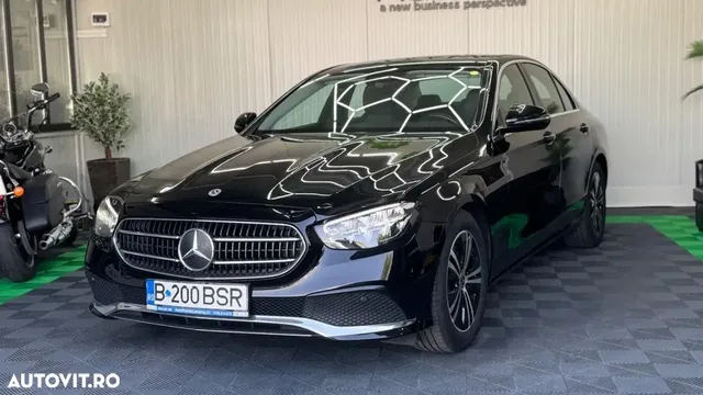 MERCEDES-BENZ E CLASS
