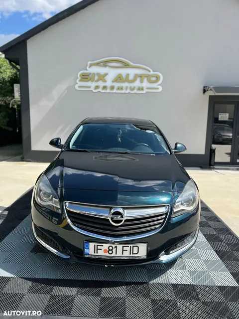 OPEL INSIGNIA