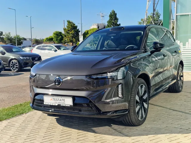 VOLVO EX90
