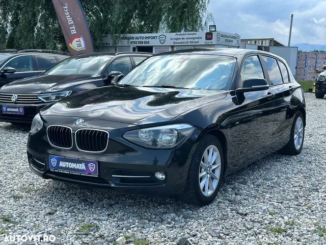 BMW 1 SERIES