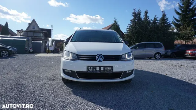 VOLKSWAGEN SHARAN