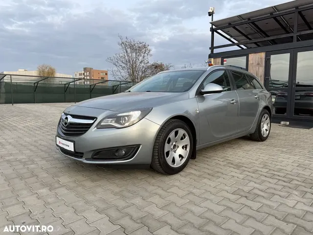OPEL INSIGNIA