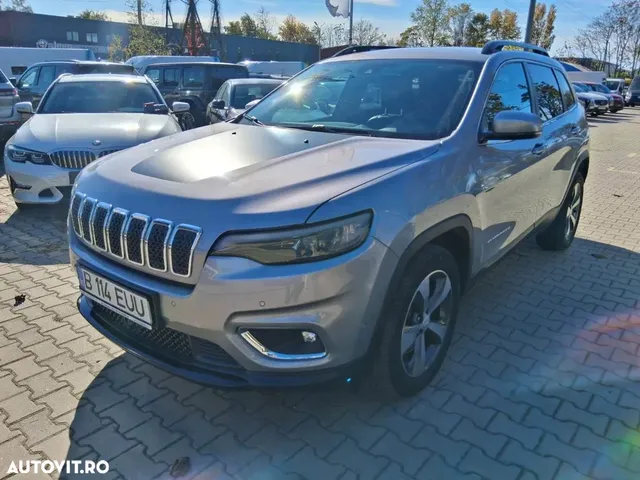JEEP CHEROKEE