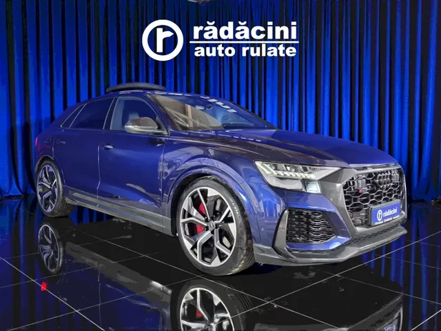 AUDI RS Q8