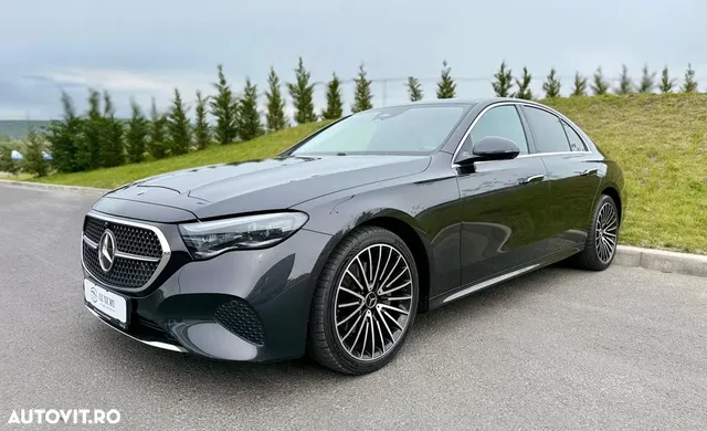 MERCEDES-BENZ E CLASS