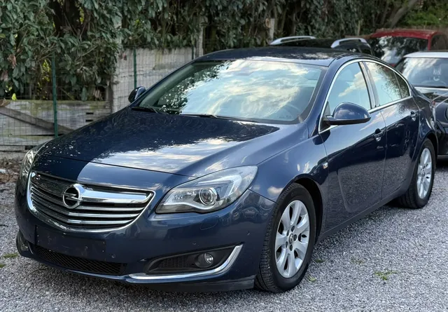 OPEL INSIGNIA
