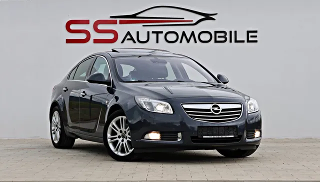 OPEL INSIGNIA