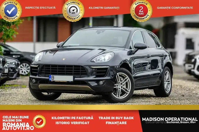 PORSCHE MACAN