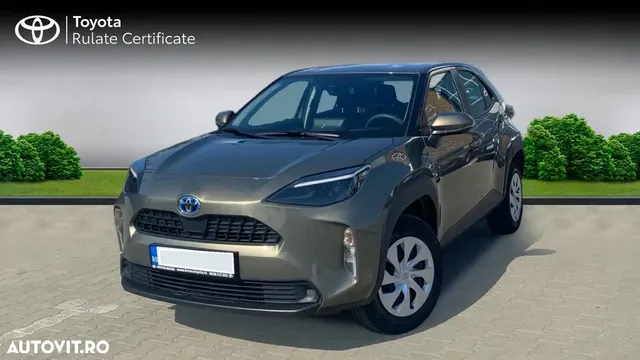 TOYOTA YARIS CROSS